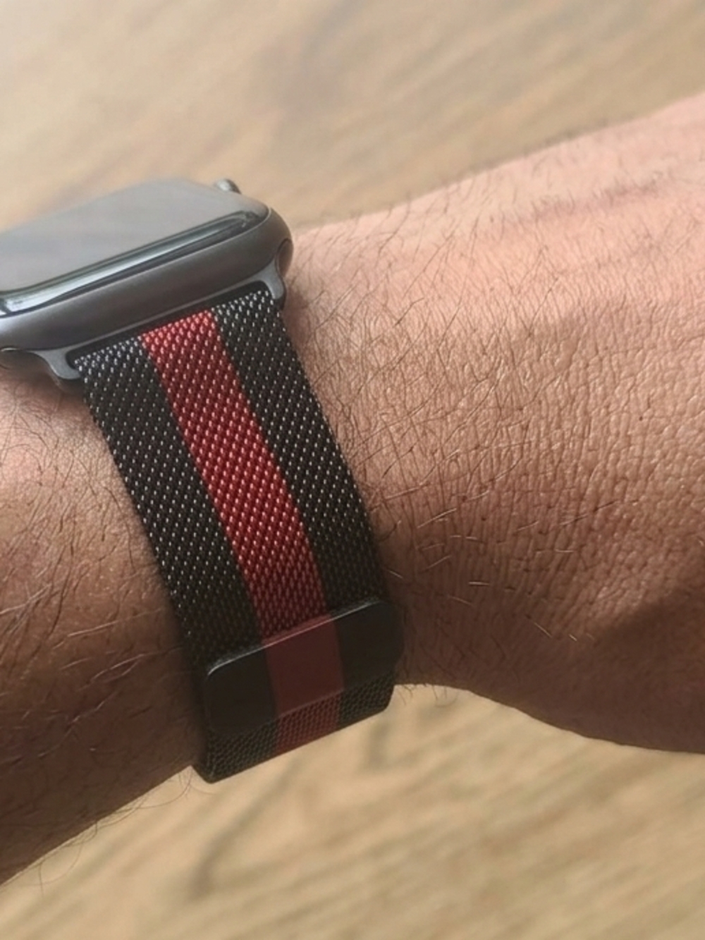 Upgrade your watch with this premium woven nylon band, designed for all‑day comf